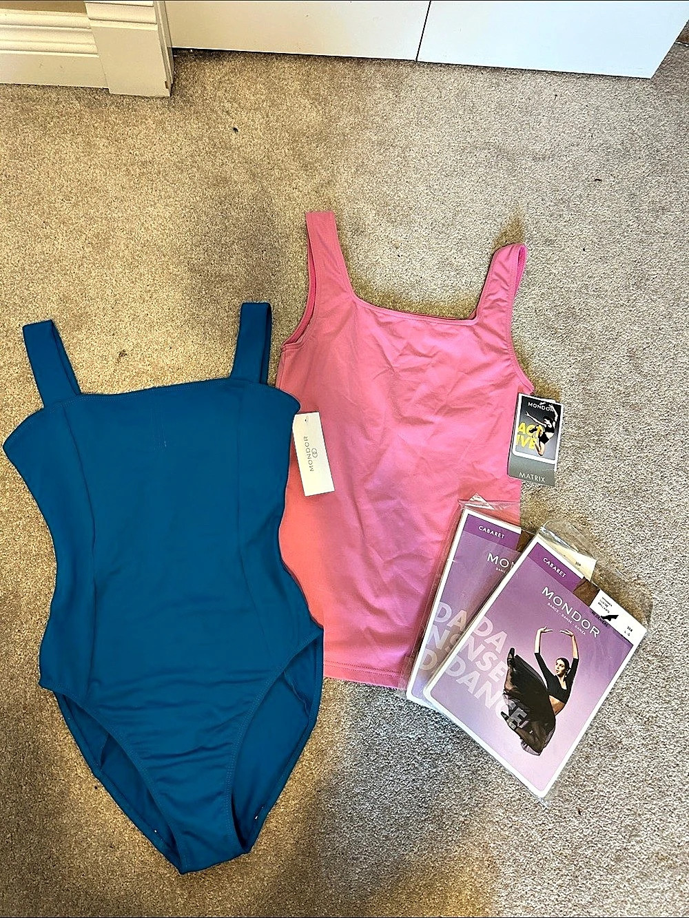 Mondor ballet/dance gear  NWT